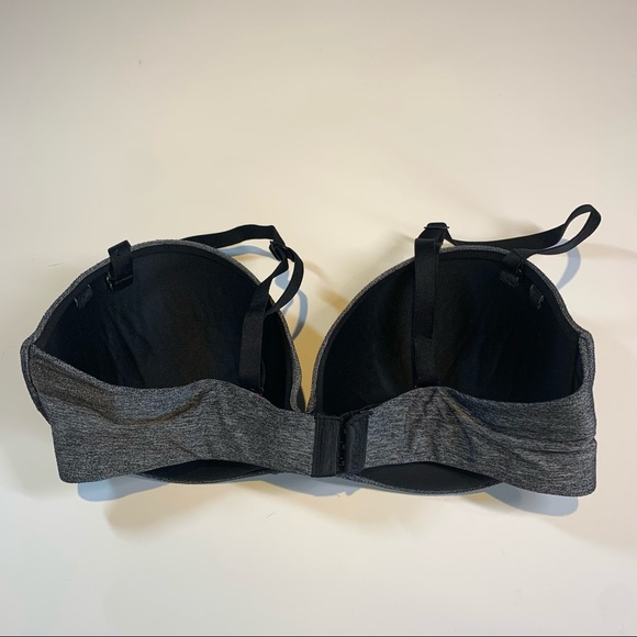 La Senza 34D Heather grey “Body Kiss” twist front push up strapless bra - Picture 5 of 14